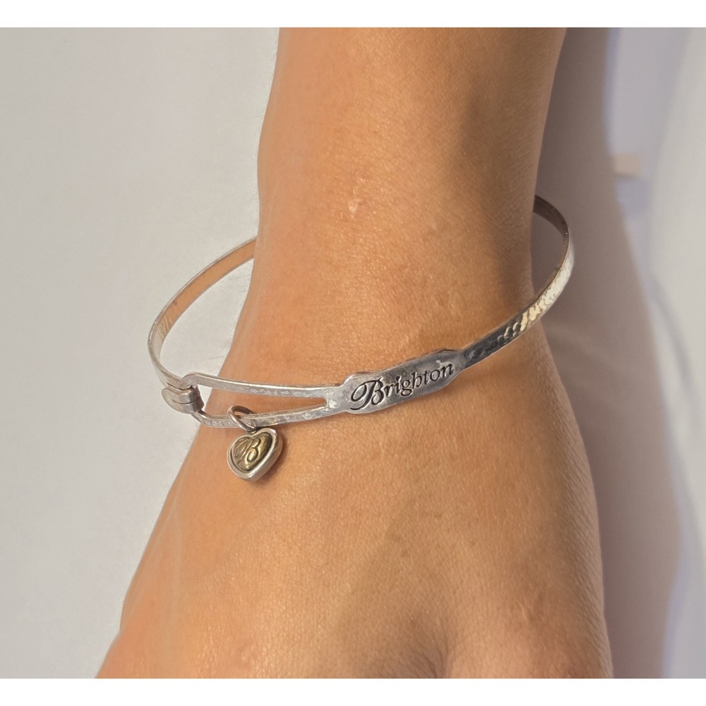 Retired Brighton Hammer Finish Bangle Hook Bracelet w/ Heart Charm 8.25"
